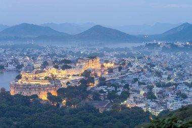 night view of udaipur clipart