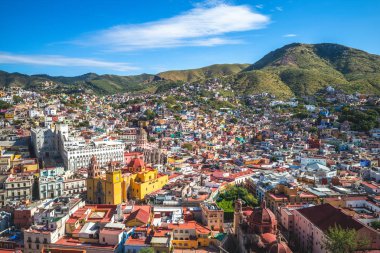 Meksika 'daki katedralli Guanajuato' nun hava manzarası.