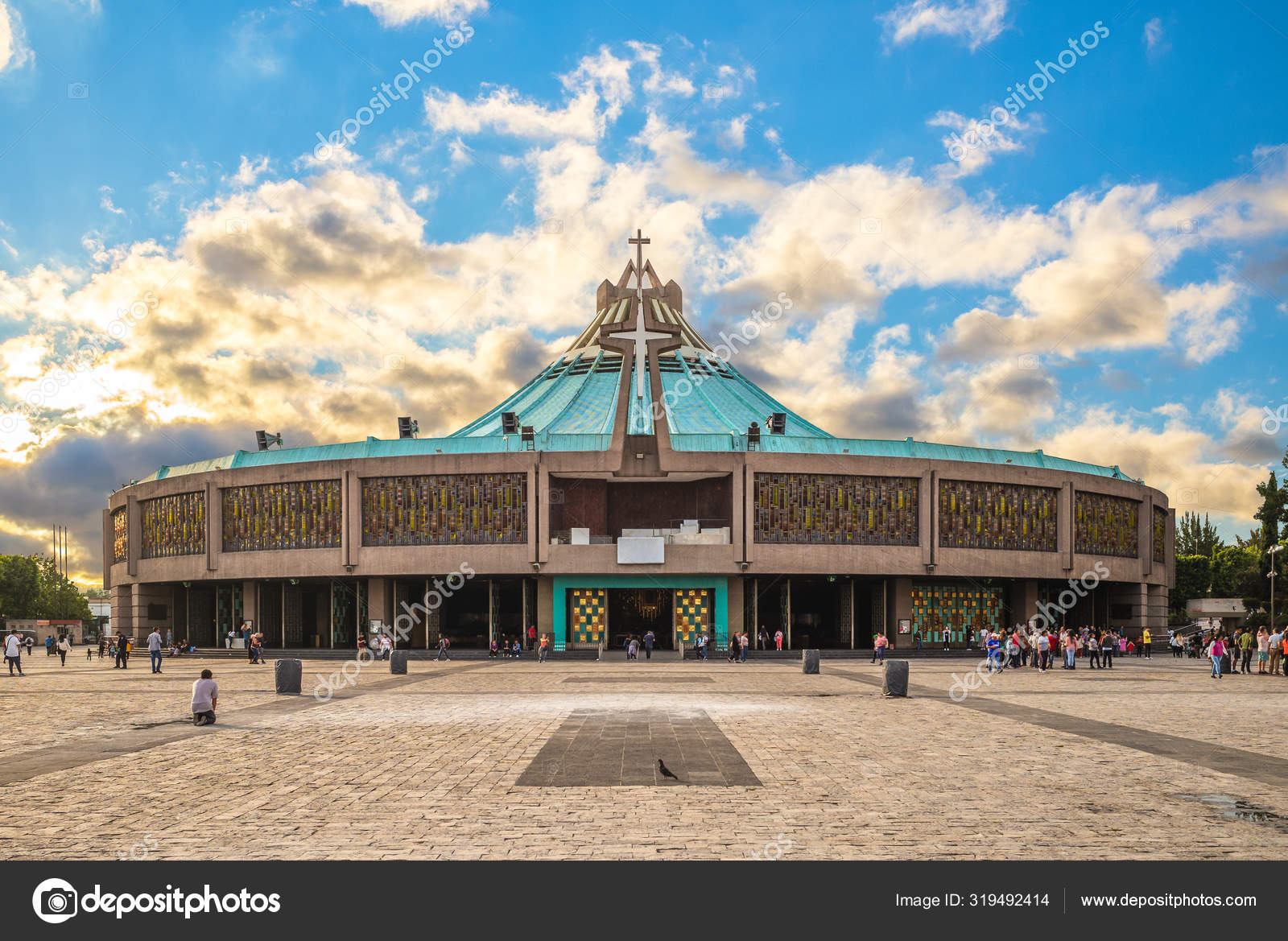 Basilica De Guadalupe Ciudad De Mexico Basílica Nuestra Señora Guadalupe Ciudad México: fotografía de stock