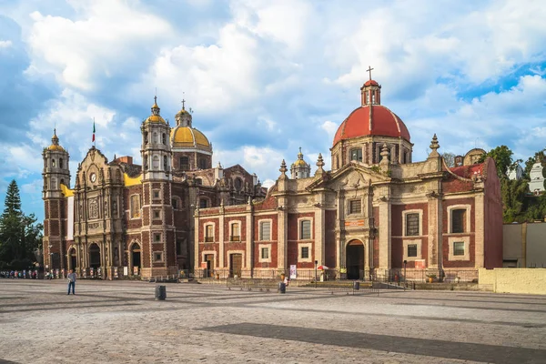 メキシコ グアダルーペの聖母大聖堂 — ストック写真