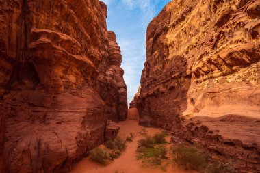 Güney Ürdün 'deki Wadi Rum Çölü Mağarası