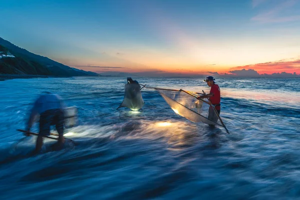 Taitung Taiwan July 2016 Traditional Method Catch Fish Triangle Fishing — Stockfoto