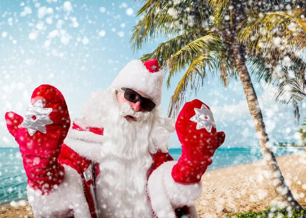 Babbo Natale in occhiali da sole — Foto Stock