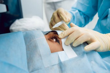 Vizyon Klinik teşhis üzerinde Afrikalı kız
