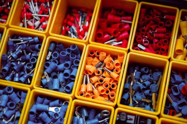 Ayrıntılar ve dokular Elektrik donatımı.