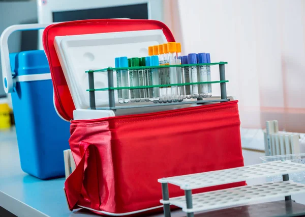 Tıbbi malzeme. Kan testi