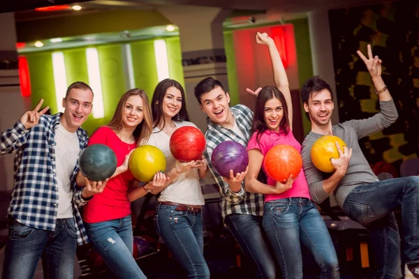 Cheerful Friends Bowling Alley Balls — Stock Photo, Image