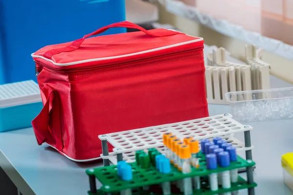 Tıbbi malzeme. Kan testi