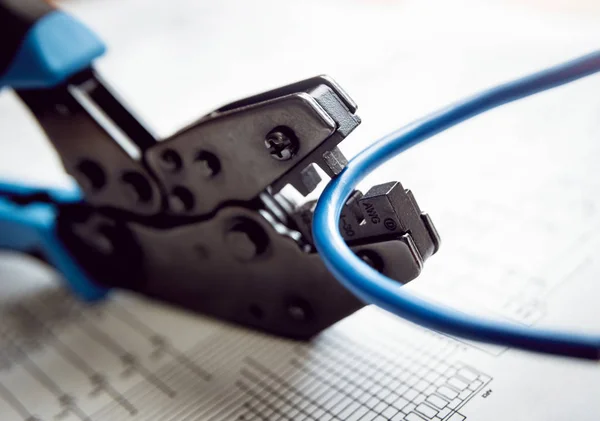 Elektrik Donatımı Elektrik Kablo Crimper — Stok fotoğraf