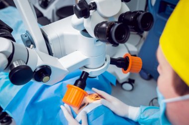 Göz operasyonu. Katarakt cerrahisi