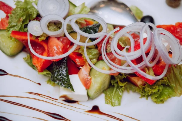 Salada Vegetal Fresca Uma Chapa — Fotografia de Stock