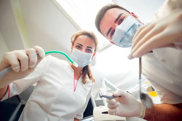 Два Стоматолога Стоматологічному Кабінеті Лікування — стокове фото