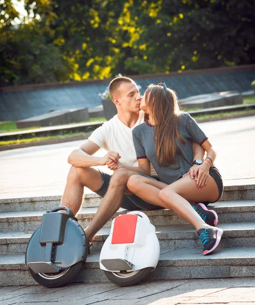 Young Caucasian Couple Riding Segways Park — Stock Photo, Image