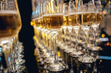 Satır gözlük Restoran şarap