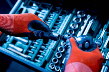 Otomatik tamir servis araçlarında. Yakın çekim