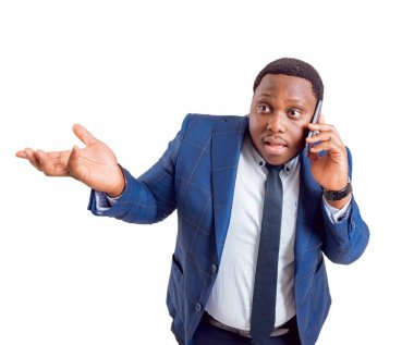 Mavi takım elbiseli, beyaz kopya alanı ile izole ifade Afrikalı-Amerikalı işadamı.