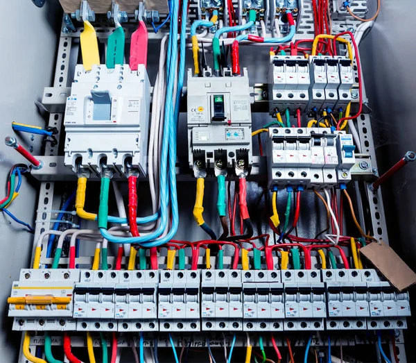 Elektrische Geräte Kabel Und Isolatoren — Stockfoto