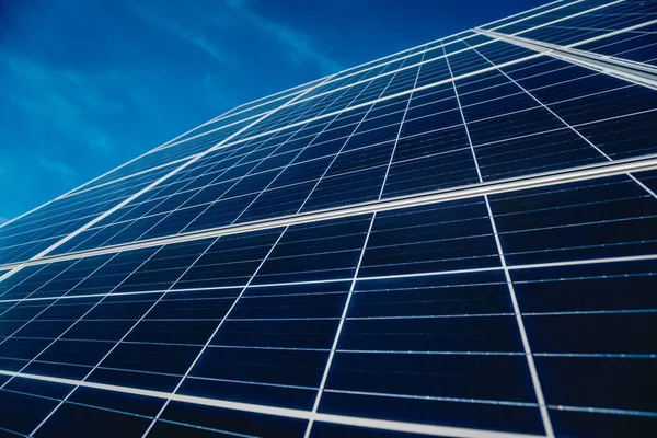 Painéis Solares Fotovoltaicos Fonte Eletricidade Alternativa — Fotografia de Stock