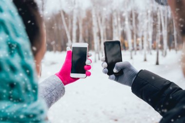 Smartphone dokunmatik ekranlar için kışın eldiven ile kullanarak çift