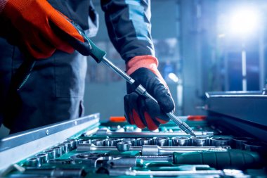 Otomatik tamir servis araçlarında. Yakın çekim