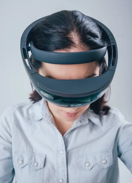 Woman Wearing Augmented Reality Goggles Isolated White — Stock Photo, Image