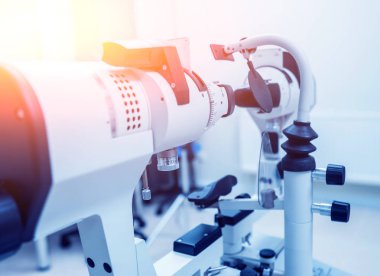 Synoptophore. Şaşılık tedavisi. Şaşı testi. Orthoptics. Görsel eksen sapması.