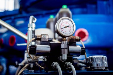 Yapar. Hidroelektrik Santrali. İç