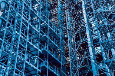 Modern silolar Tahıl hasat depolamak için. Tarım. Düşük açılı.