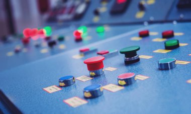 Hidroelektrik Santrali kontrol paneli. Elektrik donatımı.