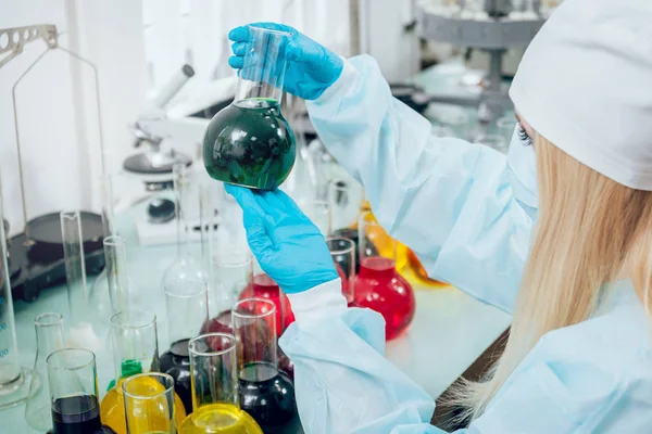 Técnico Científico Trabajando Laboratorio Formación Médica — Foto de Stock