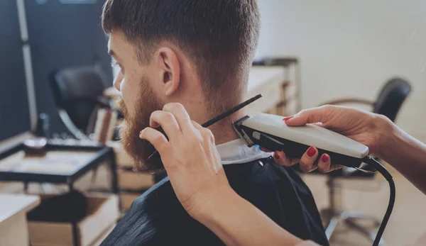 Hairdresser Makes Hairstyle Young Man — Stock Photo, Image