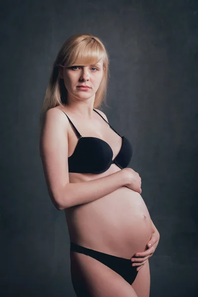 Studio Bild Vacker Gravid Kvinna Svart Underkläder — Stockfoto