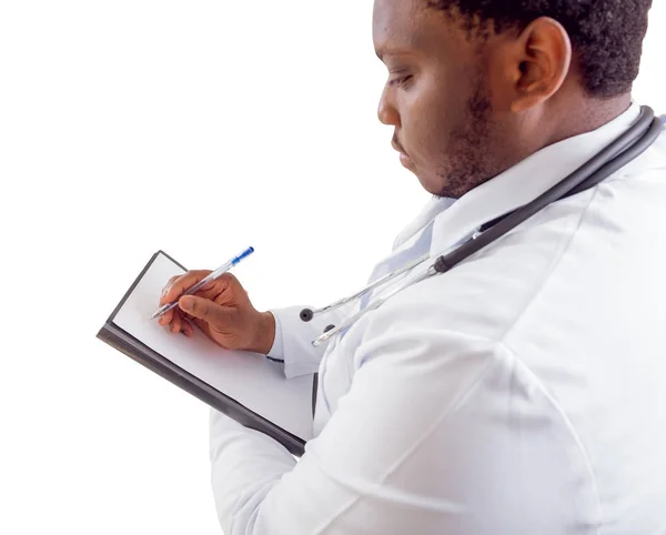 非洲裔美国人的医生假扮修剪垫 在白色隔离 — 图库照片