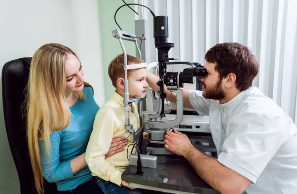 Skåra Lampa Undersökning Biomikroskopi För Segmentet Främre Öga Grundläggande Ögonundersökning — Stockfoto