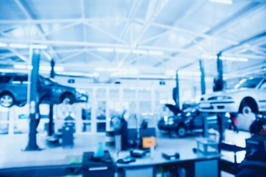 Oto Tamir Servisi. Bulanık.