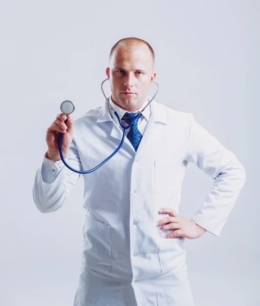 Médico Adulto Ojos Azules Caucásico Posando Con Diferentes Cosas Médicas —  Fotos de Stock