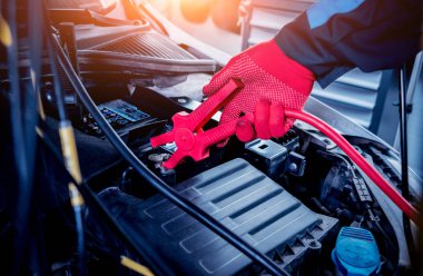 Erkek el terminalleri akümülatör şarj ile