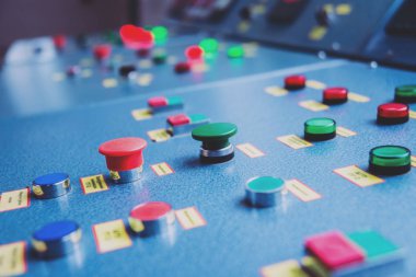 Hidroelektrik Santrali kontrol paneli. Elektrik donatımı.