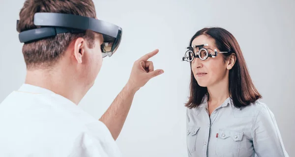 Doctor Uses Augmented Reality Glasses Ophthalmologycal Consultation Woman Modern Technologies — Stock Photo, Image