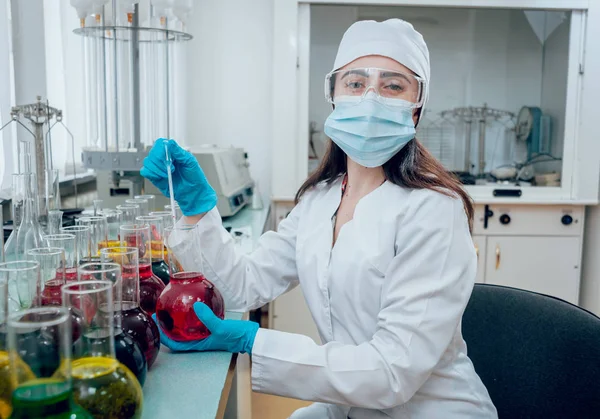 Técnico Científico Trabajando Laboratorio Formación Médica — Foto de Stock