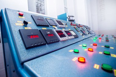 Hidroelektrik Santrali kontrol paneli. Elektrik donatımı.