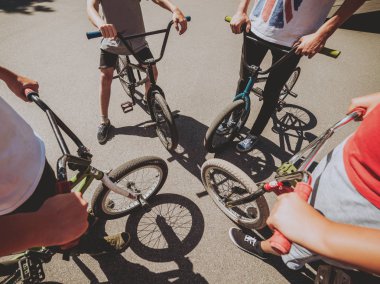 Bmx biniciler hile skatepark, performans.