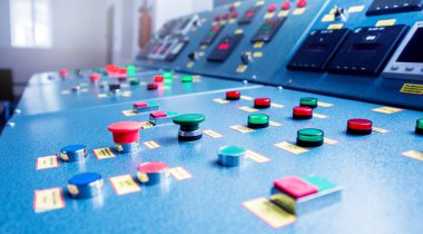 Hidroelektrik Santrali kontrol paneli. Elektrik donatımı.