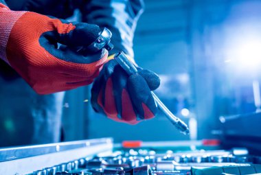 Otomatik tamir servis araçlarında. Yakın çekim