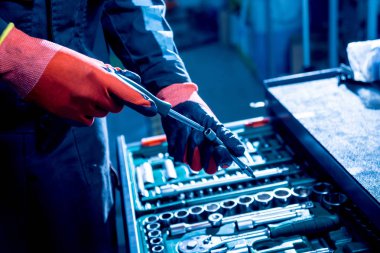 Otomatik tamir servis araçlarında. Yakın çekim