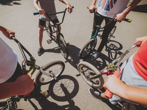 Bmx biniciler hile skatepark, performans.