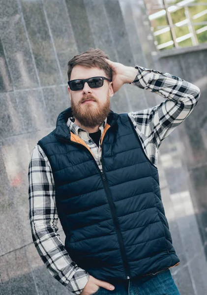 Handsome Bearded Man Casual Clothes Posing Camera — Stock Photo, Image