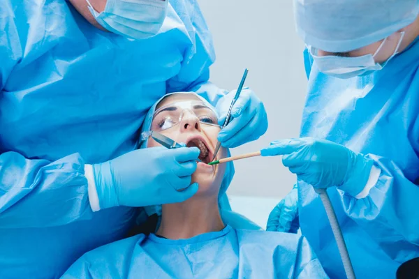 Trattamento Della Perdita Dei Denti Tecnologie Dentistiche Moderne — Foto Stock