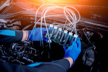 Otomatik mekanik motoru enjektörleri Temizleme