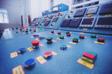 Hidroelektrik Santrali kontrol paneli. Elektrik donatımı.